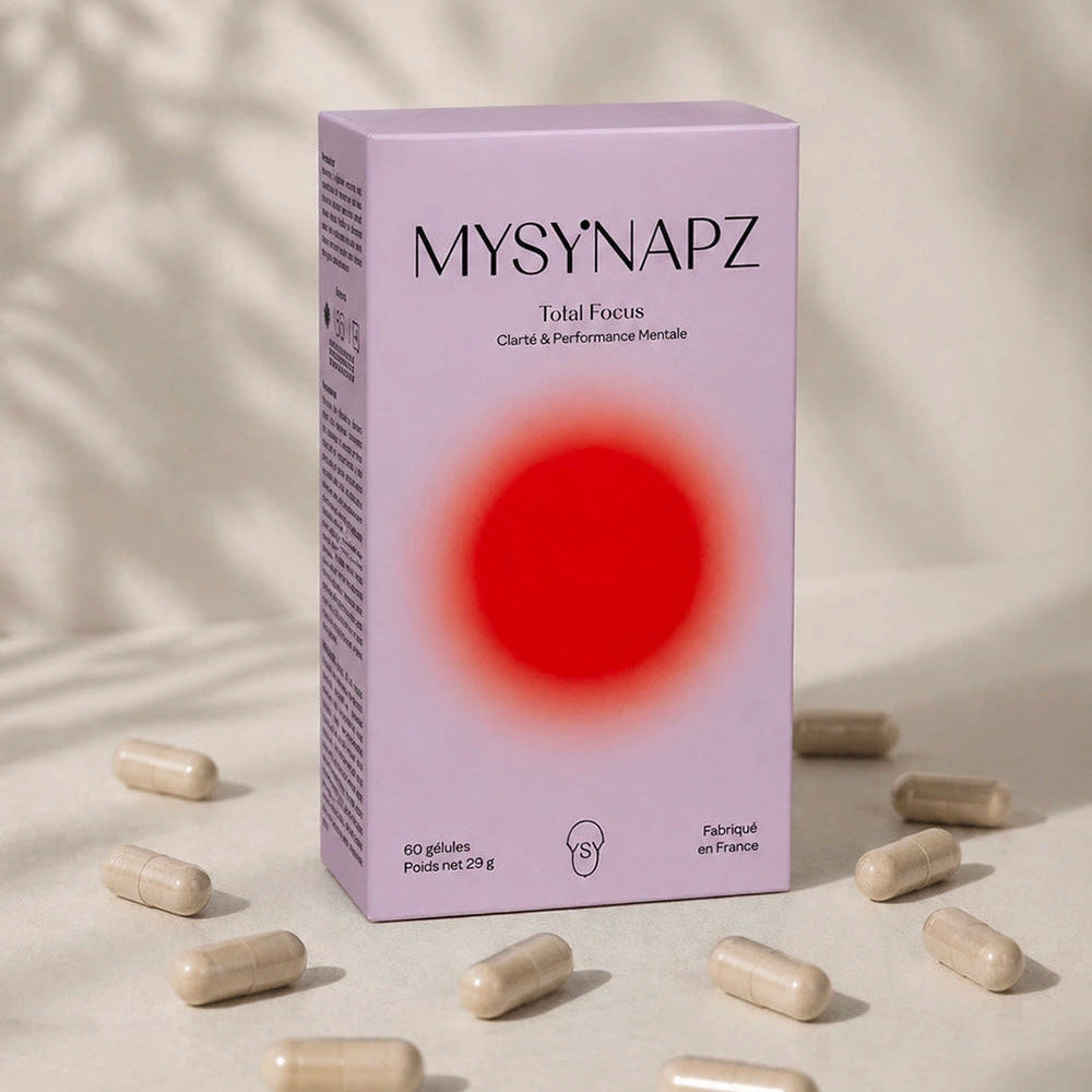 Boîte du complément alimentaire MySynapz Total Focus avec gélules sur fond beige clair